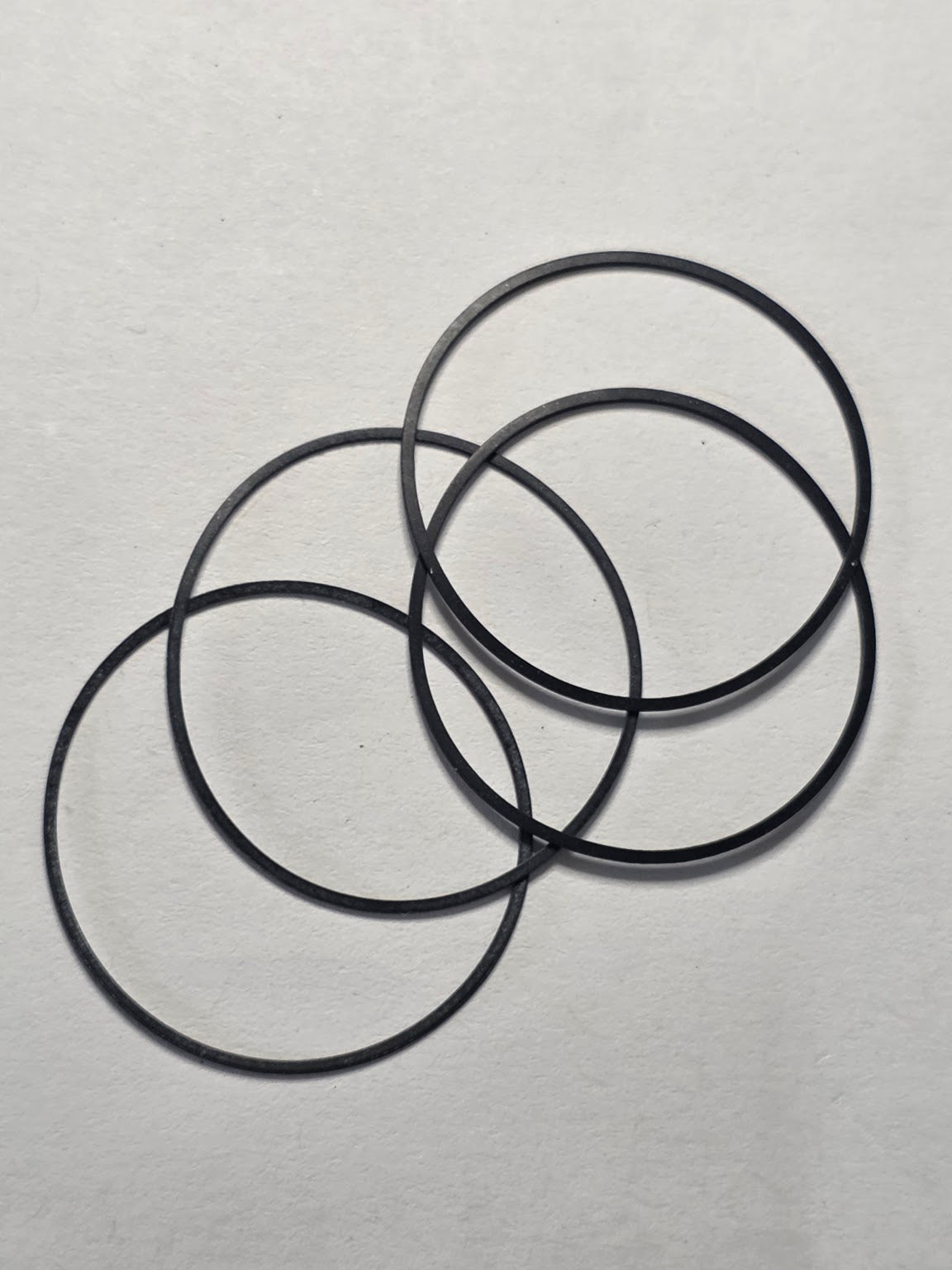 [AM217] Bergeon - Bergeon 6630 D (N° 43) - Lot de 4 joints plats caoutchouc (D2 27.50 mm / D1 29.00 mm)